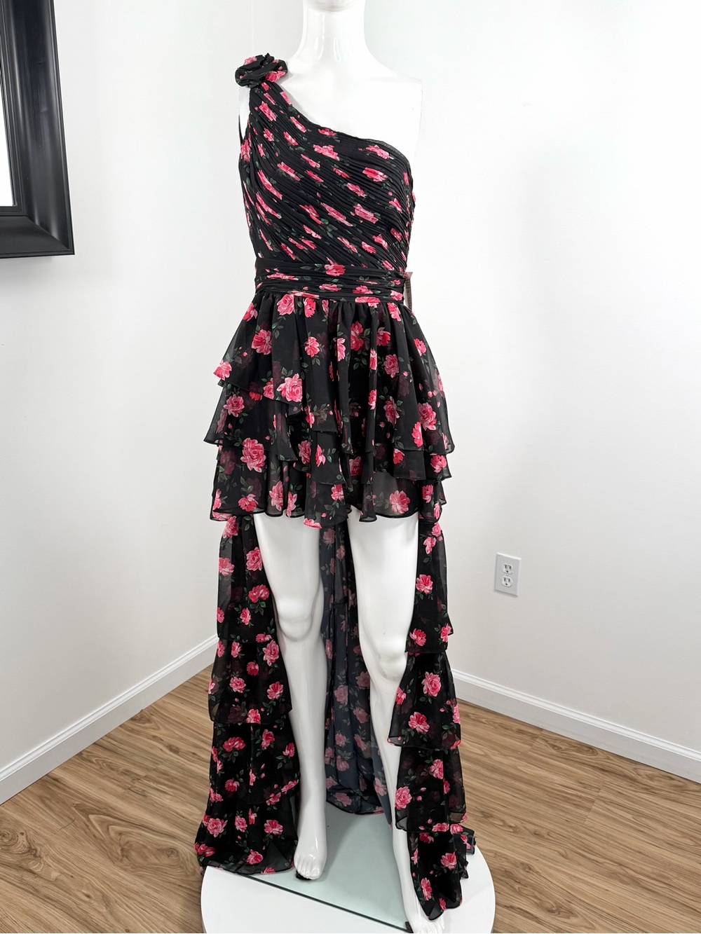 MAC DUGGAL 70246 One Shoulder Ruffled Floral Layered High-Low Dress Size 4 - Picture 6 of 16